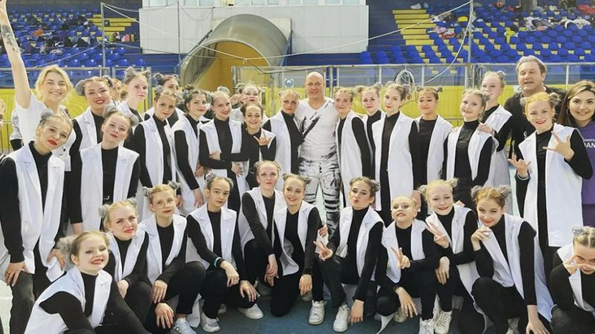 Красногорские танцоры снялись в клипе Майданова