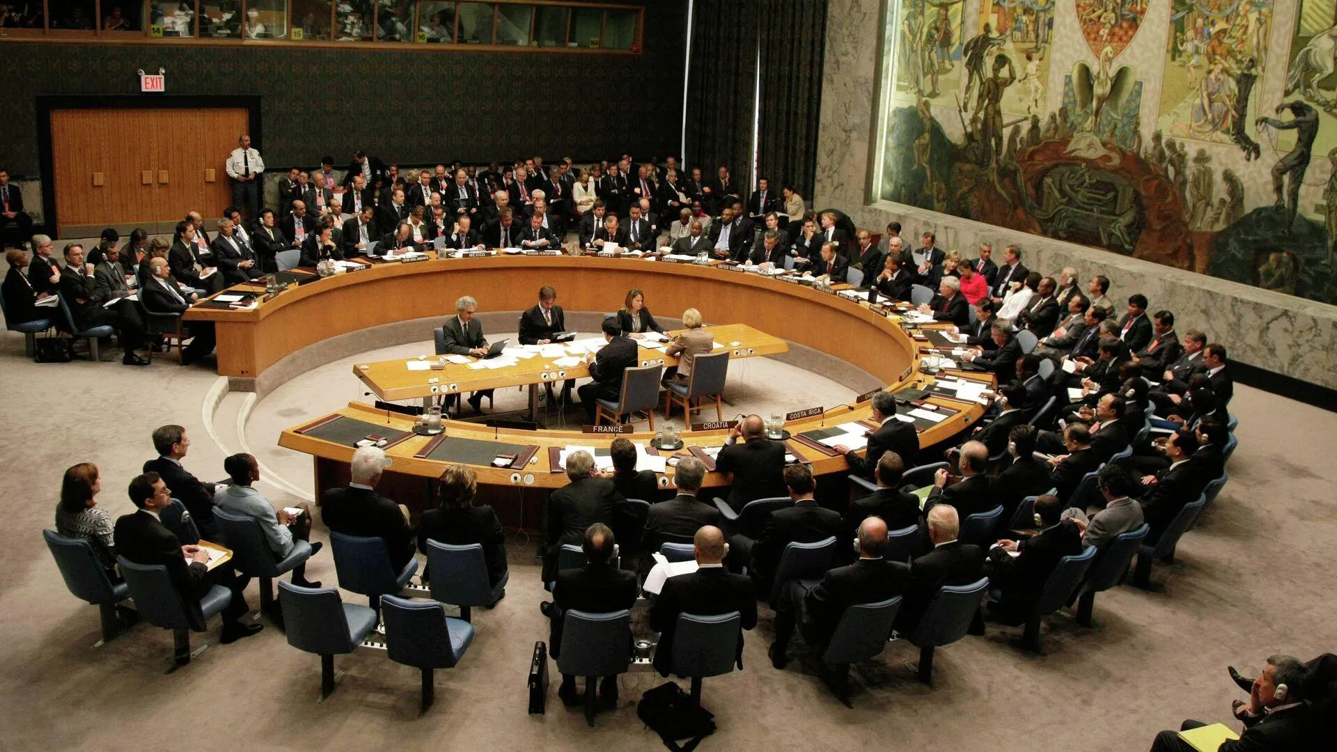 Россия потребовала рассмотреть удары США по Ираку и Сирии в Совбезе ООН