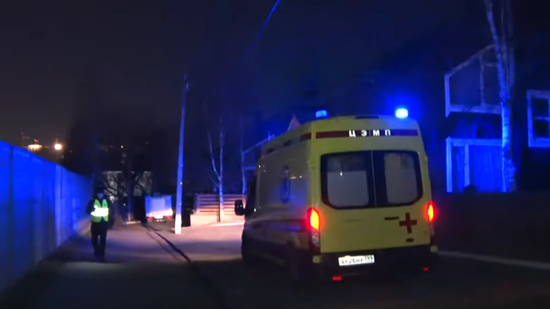 Пожар в доме престарелых в Москве: в больницу увезли 16 человек, 4 погибли
