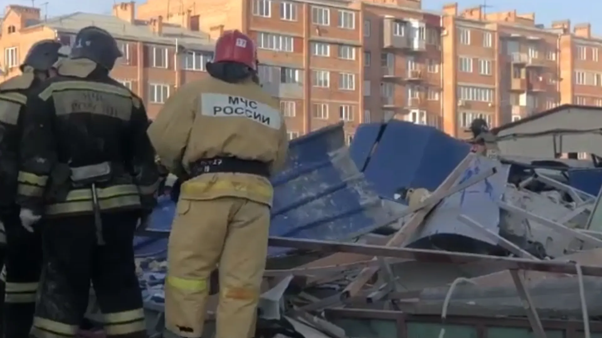Взрыв газа во Владикавказе связали с ремонтом в подвале